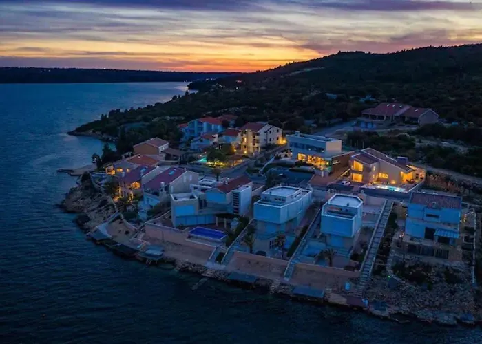 Simon Vila Posedarje